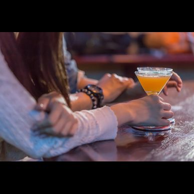 おしゃれな雰囲気を漂わせるBar Noirは記念日におすすめのバーです
