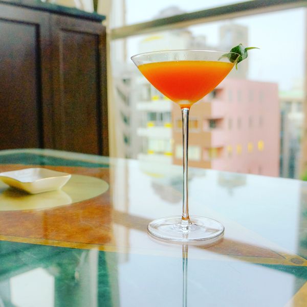 Bar Noirではおしゃれなフルーツカクテルをご提供しております