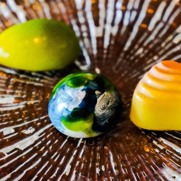 恵比寿Bar Noirではお洒落なチョコレートを楽しむ事ができます。